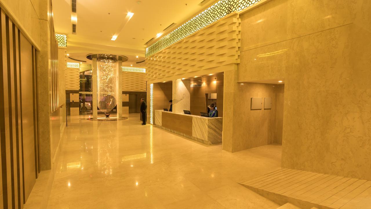 Hotel Ramada Dehradun Chakrata Road Extérieur photo